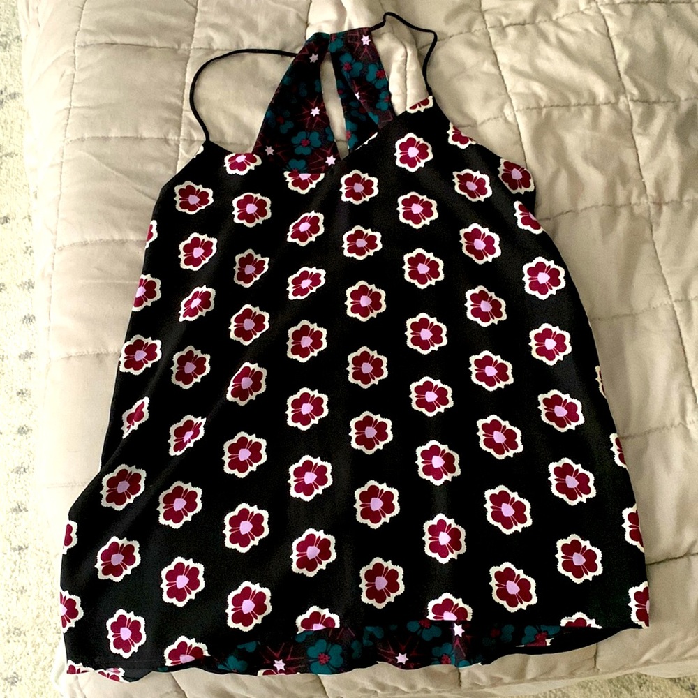 EXPRESS reversible floral top (2 styles for 1!)